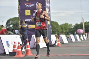 BIB: 0311
                            <button type="button" onclick="openModal(4944506)" class="btn btn-primary btn-sm float-right btn-popup" data-toggle="modal" data-target=".modal-high-quality">
                        <i class="fas fa-shopping-cart"></i> Add to Cart
                    </button>
                                            <button type="button" onclick="isThisMe(4944506, true)" class="btn btn-success btn-sm float-right btn-popup btn-isme hidden" data-toggle="tooltip" data-placement="bottom" title="นี่คือรูปของคุณใช่ไหม คลิกที่นี่เพื่อเอาเข้าอัลบั้ม">
                        <i class="fas fa-plus"></i> Add to album
                    </button>
                    <button type="button" onclick="isThisMe(4944506, false)" class="btn btn-warning btn-sm float-right btn-popup btn-isnotme hidden">
                        <i class="fas fa-ban"></i> Remove from album
                    </button>